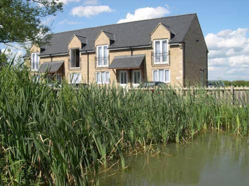 The Tally Ho Hotel - B&B Bicester Zewnętrze zdjęcie
