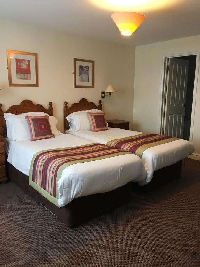 The Tally Ho Hotel - B&B Bicester Zewnętrze zdjęcie